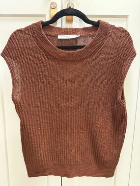 Simons knit vest/sleeveless top
